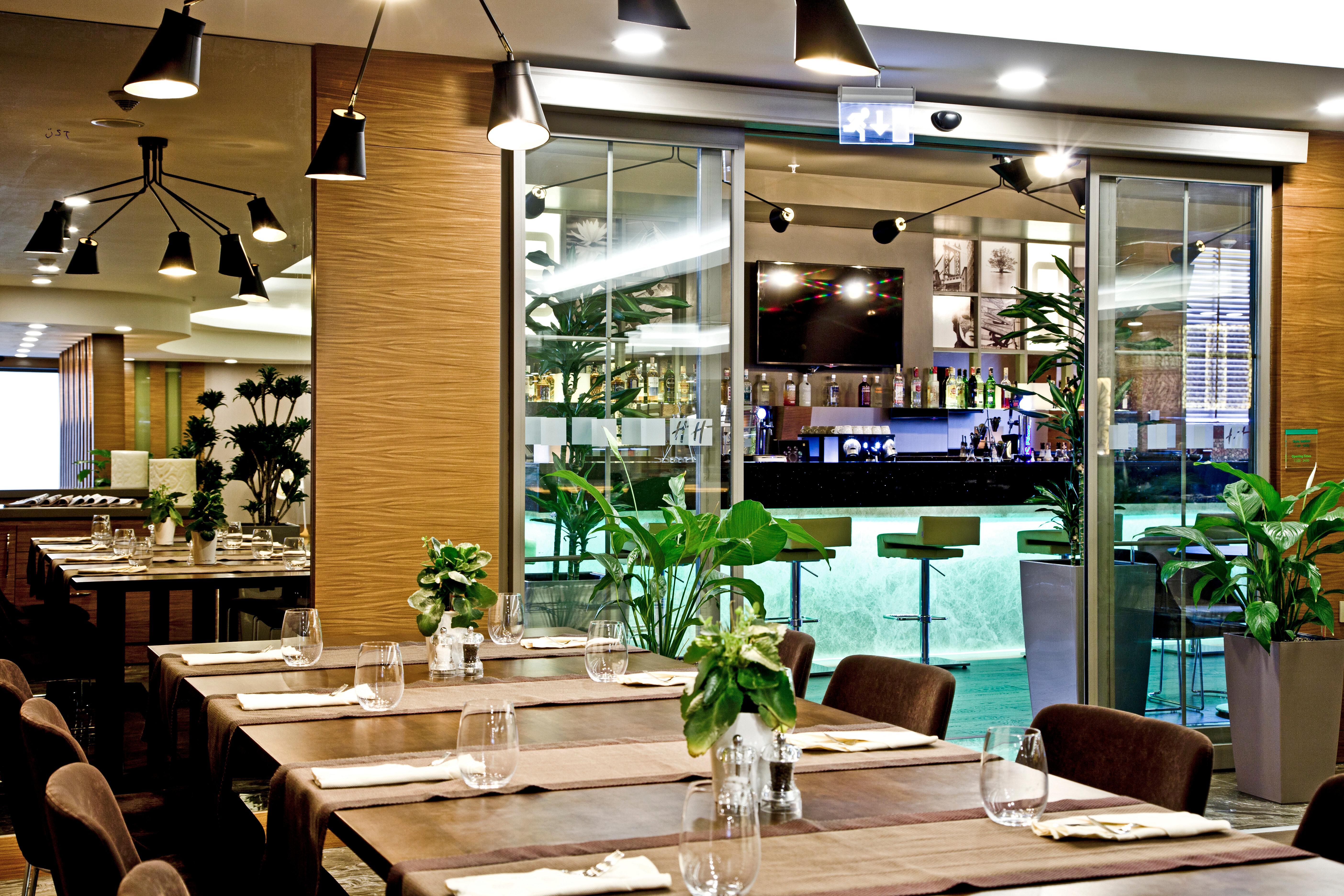 Holiday Inn Gaziantep By Ihg Bagian luar foto
