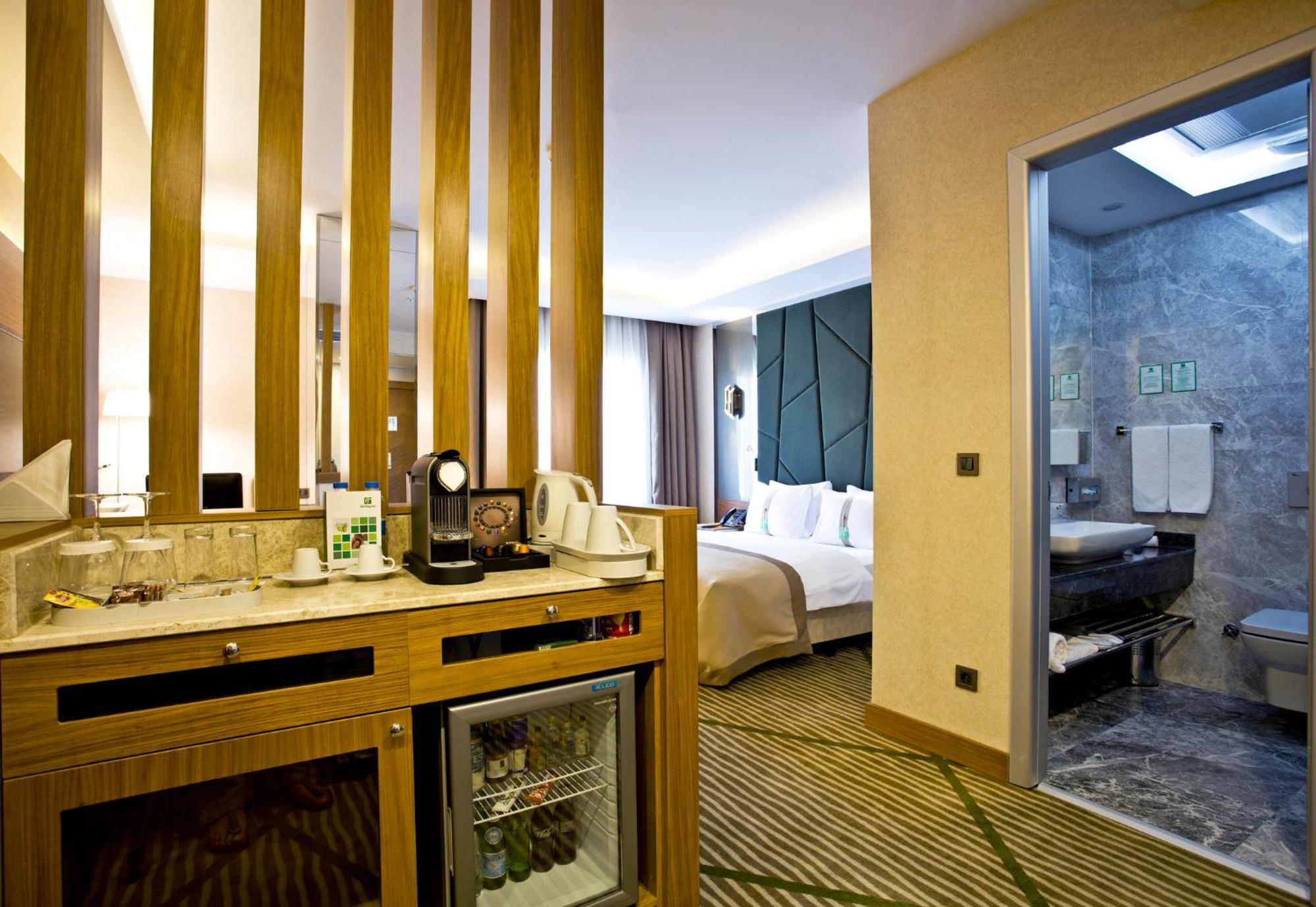 Holiday Inn Gaziantep By Ihg Bagian luar foto