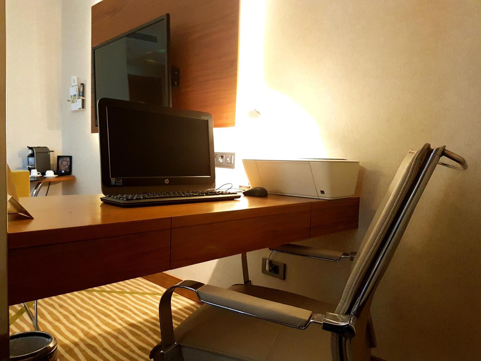 Holiday Inn Gaziantep By Ihg Bagian luar foto