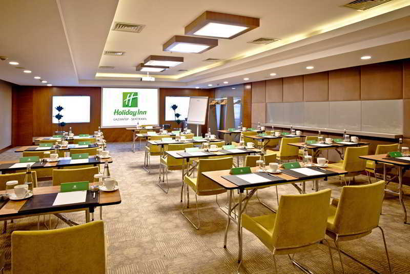 Holiday Inn Gaziantep By Ihg Bagian luar foto